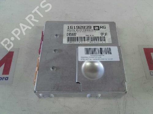 Used Engine control unit (ECU) OPEL ASTRA F Saloon (T92) 1.6 i 16V (F19, M19) (100 hp) 12648402