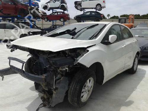 Armrest / Center console HYUNDAI i30 (GD)  | BP12640545I20 