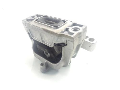Used Engine mount VW CADDY IV Box Body/MPV (SAA, SAH) 1.6 TDI (102 hp) 30373697