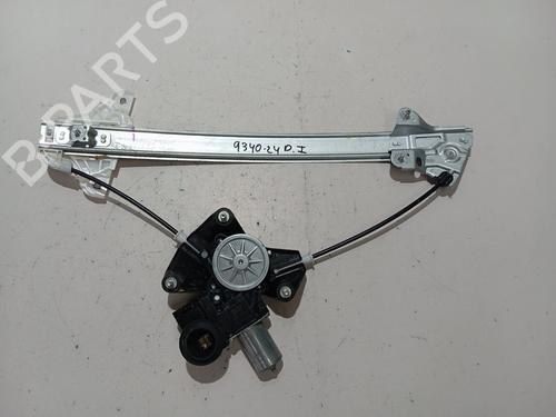 Used Front left window mechanism TOYOTA YARIS CROSS (MXP_) [2020-2025]  27583612