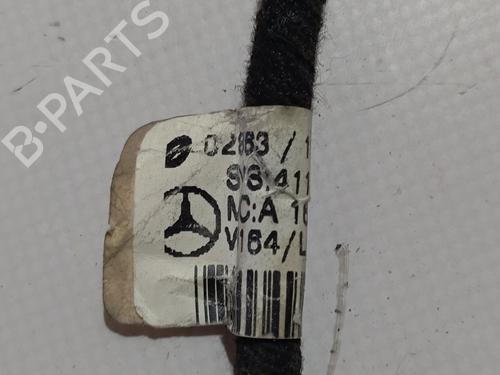 Left mirror MERCEDES-BENZ M-CLASS (W164) ML 320 CDI 4-matic (164.122) | BP28729543C26 