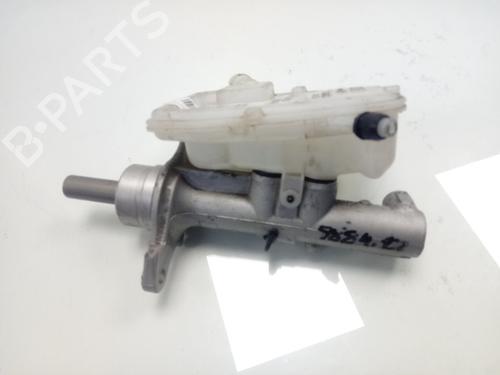 Used Brake master cylinder RENAULT TRAFIC III Van (FG_) [2014-2025]  17120083