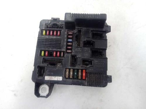 fuse-box-renault-scenic-ii-jm01_-2003-2004-2005-2006-2007-2008-2009-2010-27340958 main image