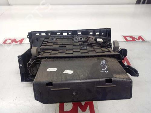 Glove box RENAULT MEGANE III Hatchback (BZ0/1_, B3_) 1.5 dCi (BZ09, BZ0D, BZ1W, BZ29, BZ14) | BP16815598C95 