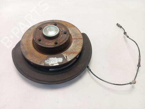 Used Right rear steering knuckle Right rear steering knuckle RENAULT TRAFIC II Van (FL) [2001-2026] 33321820 33321820