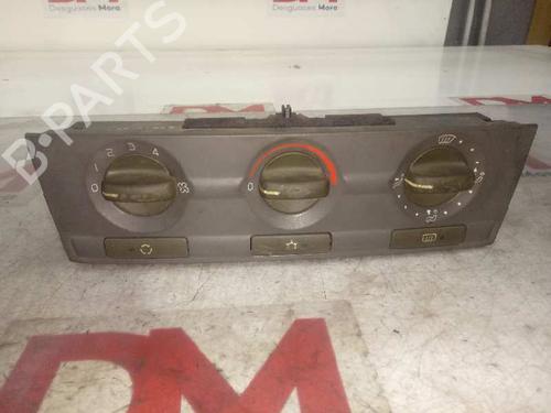 AC Styreenhet / Manøvreringsenhet VOLVO S40 I (644) [1995-2004]  12837776