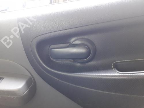 Used Front right interior door handle NISSAN NV200 Van [2010-2026]  13541402