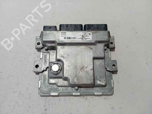 Used Engine control unit (ECU) RENAULT MASTER III Van (FV) 2.3 dCi 110 FWD (FV0R, FV0W, FV1A) (110 hp) 28537647