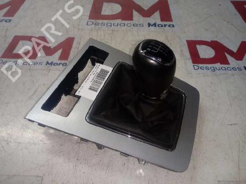 Used Gear lever SKODA OCTAVIA III (5E3, NL3, NR3) 2.0 TDI (150 hp) 12840520