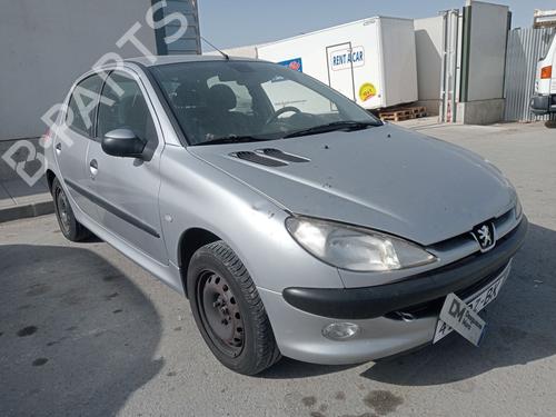 Used Parts PEUGEOT 206 Hatchback (2A/C)  1.4 i  4774305