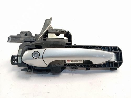 Front left exterior door handle MERCEDES-BENZ GLA-CLASS (X156) GLA 200 CDI / d (156.908) A1567230114 |