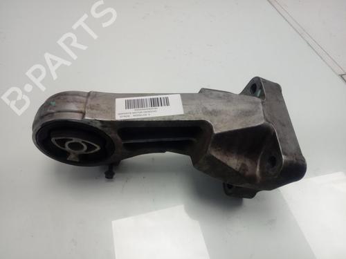Used Engine mount RENAULT MASTER III Van (FV) [2010-2025]  18656190