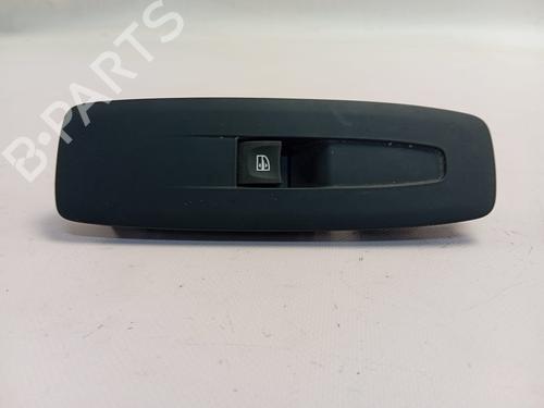 Interrupteur de vitre avant droite RENAULT MEGANE IV Hatchback (B9A/M/N_) [2015-2025]  30566483