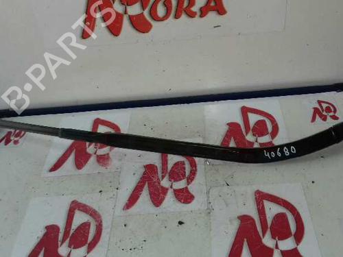 Used Front windshield wiper arm SEAT ALTEA (5P1) 1.4 TSI (125 hp) 16919982