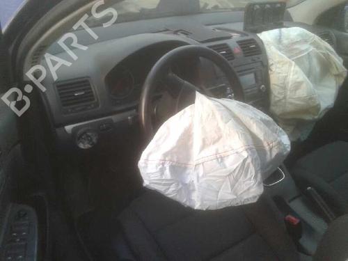 Right tailgate light VW GOLF V (1K1) 1.9 TDI | BP15679792C80