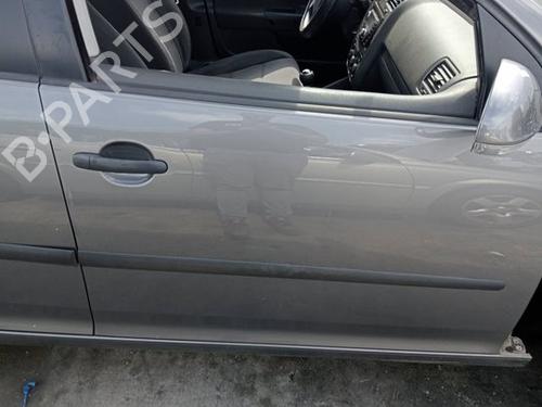Used Right front door VW GOLF V (1K1) 1.6 (102 hp) 13451715