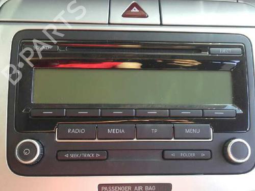 Used Radio VW PASSAT B6 (3C2) [2005-2011]  12640568