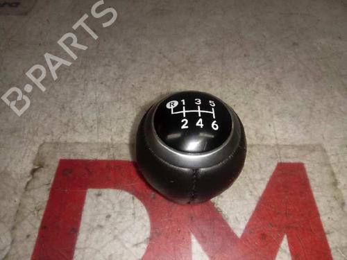 Used Shift knob TOYOTA YARIS (_P13_) [2010-2020]  30371033