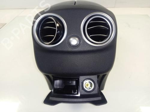 Armrest / Center console MERCEDES-BENZ C-CLASS (W205) C 220 BlueTEC / d (205.002, 205.004) | BP17986871I20 