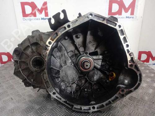 Used Gearbox MERCEDES-BENZ VITO Van (W638) 108 D 2.3 (638.064, 638.068) (79 hp) 12662189