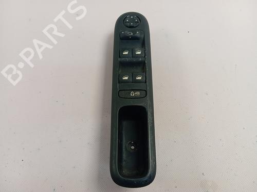 Used Left front window switch PEUGEOT 3008 I MPV (0U_) [2009-2017]  30374702