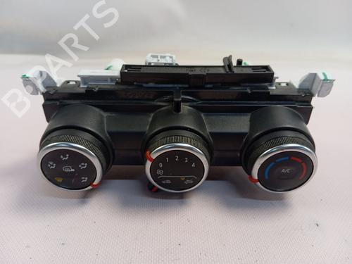 Used Climate control RENAULT EXPRESS Box Body/MPV [2021-2026]  31622808