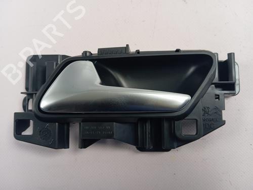 Used Rear left interior door handle PEUGEOT 2008 II (UD_, US_, UY_, UJ_, UR_, UC_) [2019-2025]  30570704