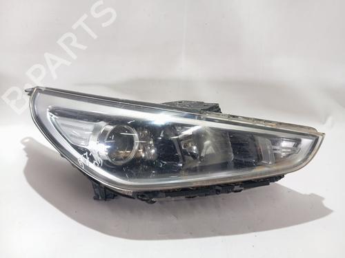 Scheinwerfer rechts für HYUNDAI i30 (PDE, PD, PDEN) 1.0 T-GDI hybrid 48V (120 hp) 30913906