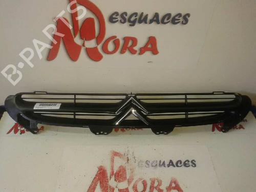 Used Grille CITROËN SAXO (S0, S1) 1.4 VTS (75 hp) 12843387