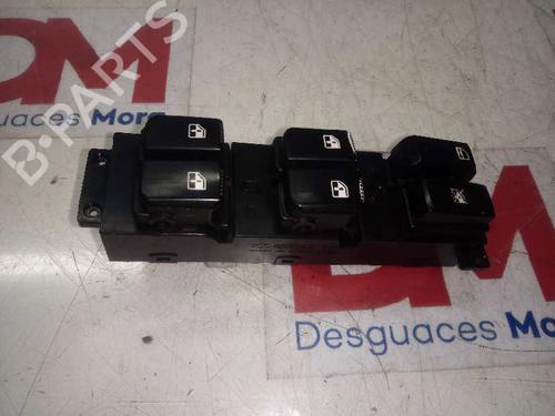 Used Left front window switch HYUNDAI SANTA FÉ II (CM) [2005-2015]  12642690