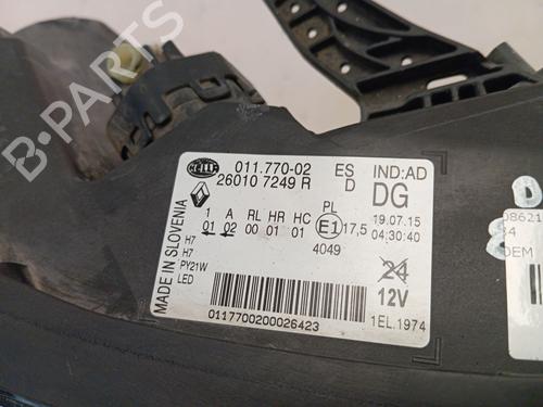 Right headlight RENAULT KADJAR (HA_, HL_) | BP31879907C29