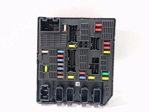 Used Fuse box RENAULT SCÉNIC III (JZ0/1_) [2008-2016]  28671588