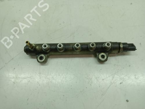Used Injection rail RENAULT MASTER II Van (FD) 2.2 dCI 90 (90 hp) 27325104