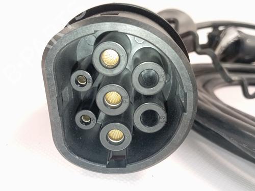 Ander LYNK & CO 01 PHEV | BP36473409O1 - Image 3