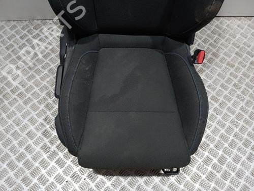 Right front seat LYNK & CO 01 PHEV | BP36017606C16 - Image 3