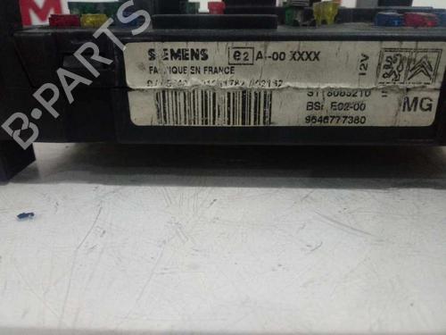 Fuse box PEUGEOT 206 CC (2D) 1.6 16V (2DNFUF, 2DNFUR) | BP12662704E1 
