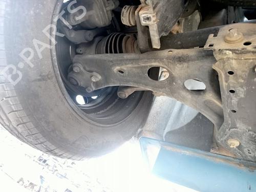 Used Right front suspension arm PEUGEOT 208 II (UB_, UP_, UW_, UJ_) [2019-2025]  17624105
