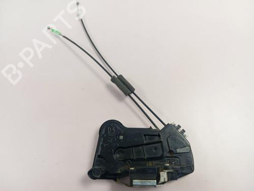 front-right-lock-toyota-rav-4-v-_a5_-_h5_-2018-37199853 main image