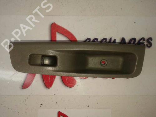 Used Right front window switch DAEWOO LACETTI Hatchback (KLAN) [2002-2025]  18151149