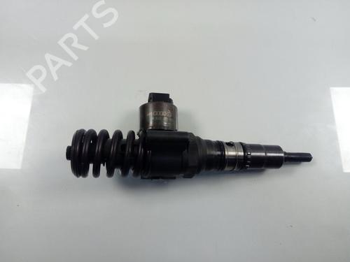 Used Injector AUDI A3 (8P1) 2.0 TDI 16V (140 hp) 17532852