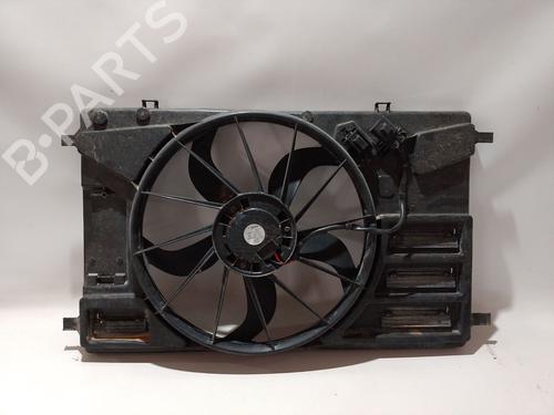 Used Radiator fan Radiator fan 37197560 37197560