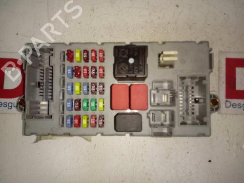 Used Fuse box FIAT DOBLO MPV (119_, 223_) 1.9 JTD (105 hp) 12650478