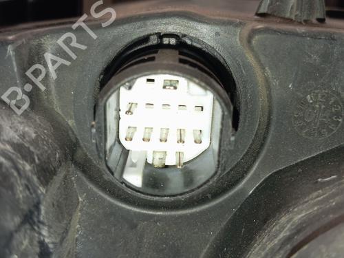 Right headlight ALFA ROMEO GT (937_) 1.9 JTD (937CXN1B) | BP33468103C29 - Image 4
