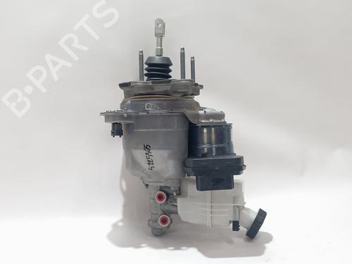 Used Servo brake RENAULT CAPTUR II (HF_) E-TECH 160 (158 hp) 32492367