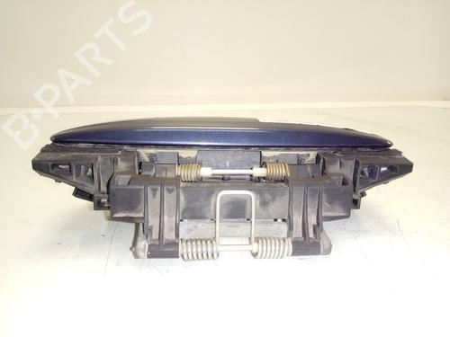 Klamka zewnętrzna drzwi przednich prawych AUDI A8 D3 (4E2, 4E8) 3.7 quattro | BP13932069C129 