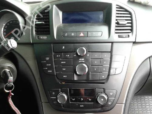 Used Radio OPEL INSIGNIA A (G09) [2008-2017]  12637596