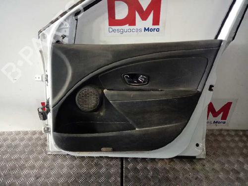 Høyre frontpanel RENAULT MEGANE III Hatchback (BZ0/1_, B3_) 1.5 dCi (BZ09, BZ0D, BZ1W, BZ29, BZ14) (110 hp) 12837216