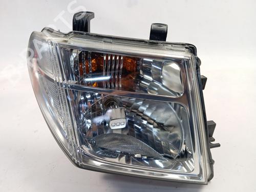 Used Right headlight Right headlight NISSAN PATHFINDER III (R51) 2.5 dCi (174 hp) 39684772 39684772