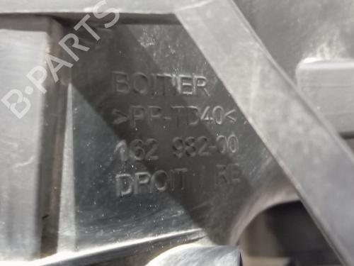 Right headlight CITROËN C4 Picasso I MPV (UD_) 2.0 HDi 138 | BP27235953C29 