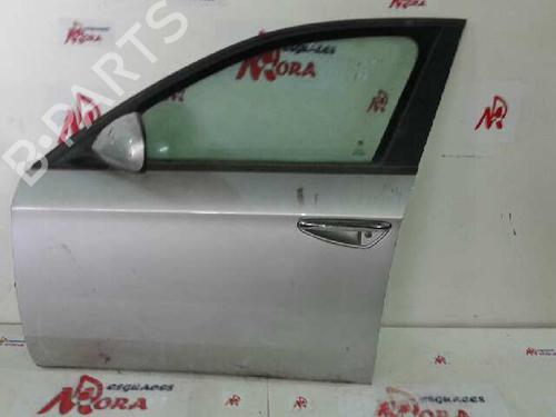 Used Left front door FORD ESCORT VI (GAL, AAL, ABL) [1995-2002]  12677111
